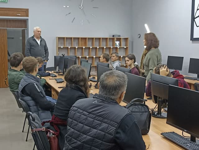 🎨💻 Зустріч, яка надихає на розвиток!